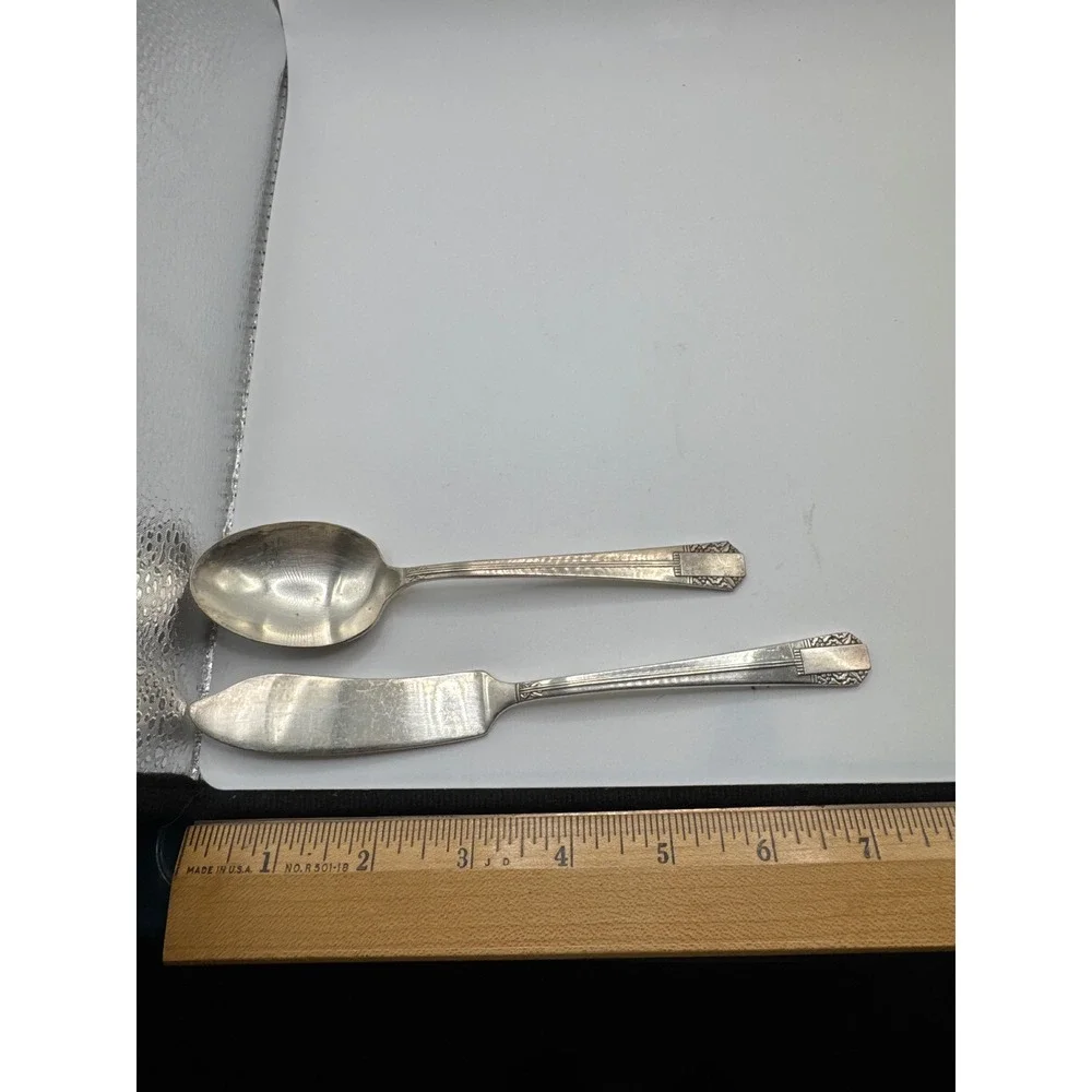 Oneida Wm A Rogers Park Lane Silverplate Butter Spreader and Teaspoon 1936 2pc